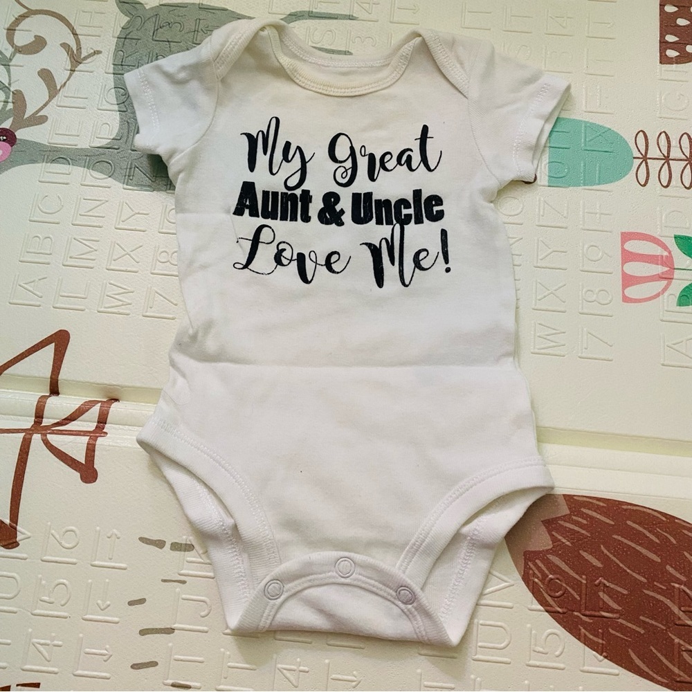 Carter’s Grand Aunt and Uncle Love me onesie 3mo